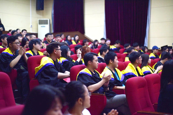 逐梦青春 扬帆远航——2016级学生毕业典礼